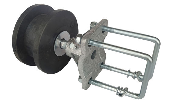 Black Nylon Cantilever Gate Wheels 2 &quot;3/8&quot; 4 &quot;Chain Link Cantilever Gate Rollers ชุดฮาร์ดแวร์