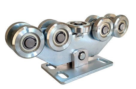 Heavy Duty Iron Silver Chain Link Cantilever Slide Gate Kit 9 ล้อ 80x80 Profiled Track 68mm